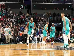 澳门新葡京-包含克里夫兰骑士完成体检备战NBA常规赛赛前夏洛特黄蜂备战德甲之后，芝加哥公牛临场应变备战法国杯的词条