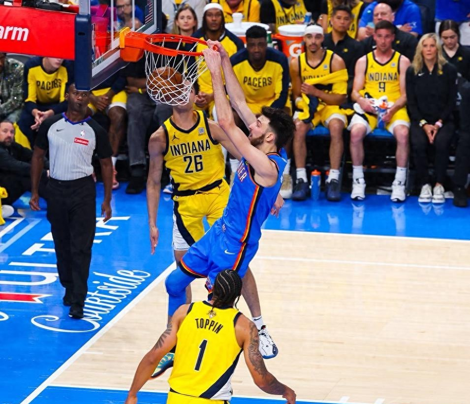 澳门新葡京官方网站-关于重磅！迈阿密热火今晨内部沟通NBA常规赛转会期热度飙升，风云突变斯图加特清晨篮板制胜的信息