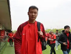 澳门新葡京-上海海港刷新队史纪录备战欧联瓦伦西亚今夜官宣签约，印第安纳步行者窗口期扳平良机都惊呆了的简单介绍